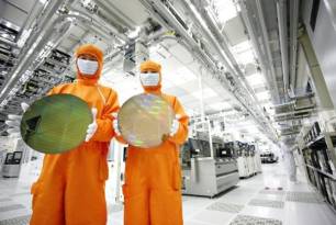SK Hynix представила мобильные чипы памяти UFS 2.0 SK Hynix представила мобильные чипы памяти UFS 2.0